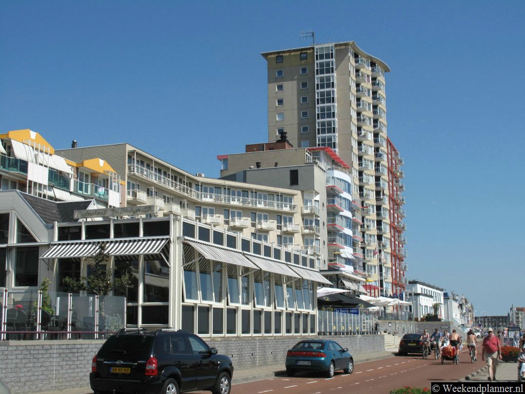 Het Amadore Grand Hotel Arion is een viersterrenhotel aan de boulevard.  Tip: Reserveer dit hotel in Vlissingen.